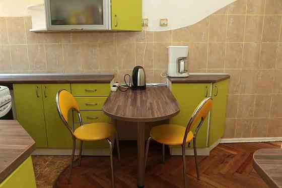 Продаж в центрі 3-кім квартира Львов