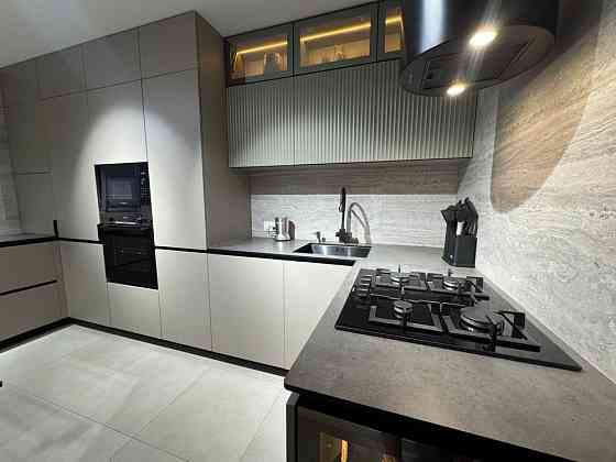 Продаж 4 кімн кв вул. Миколайчука Львов