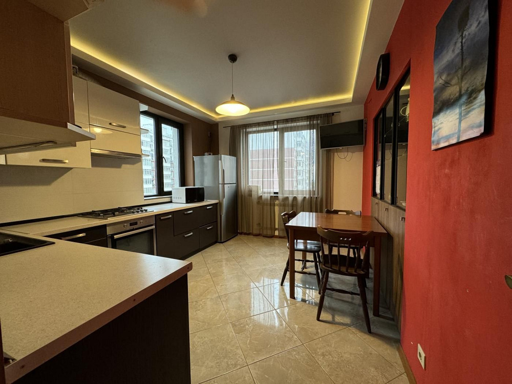 Трикімнатна квартира у Винниках біля школи Винники - изображение 1