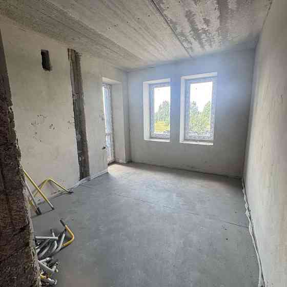 Однокімнатна в готовому будинку Буча