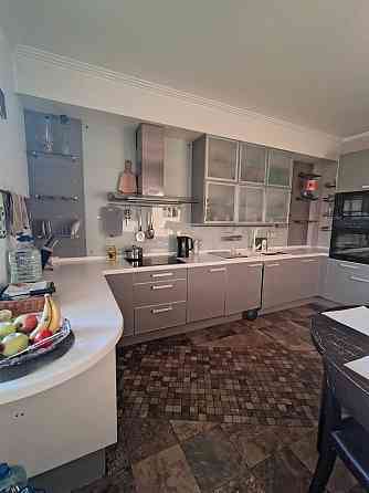 Продам 4 х ком кв ул Ф. Пушенои, Святошинский рн, м. Академгородок Київ