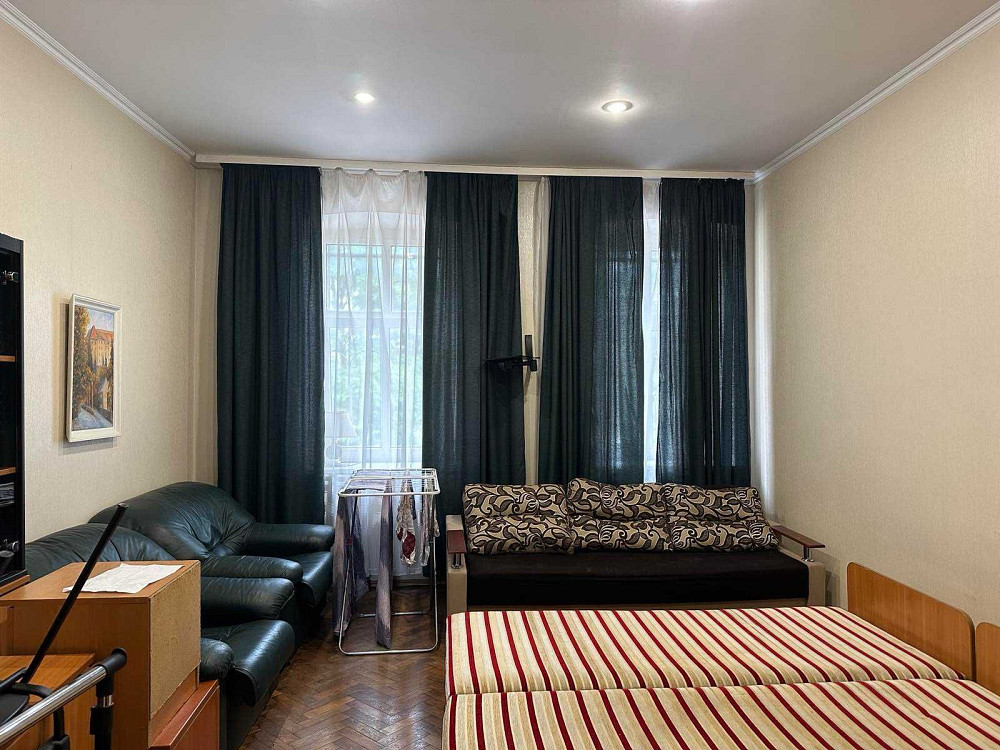 Продаж 1/3 будинку на 2дві сім'ї з гаражем та ділянкою, на 2 квартири Львов - изображение 4