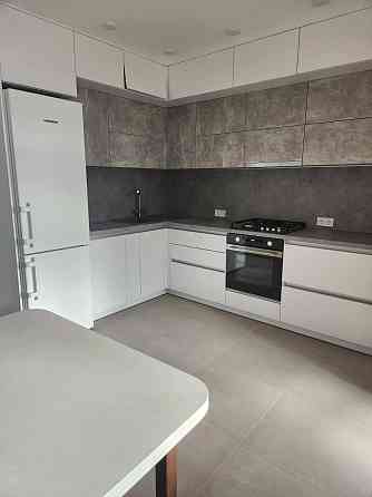 Просторна 3к квартира 9.5 Черномоськоi дороги, 2 с/в, 2 гардеробнi Одесса