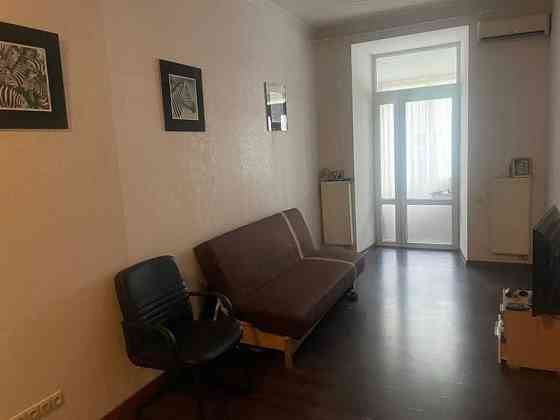 2 комн -50 метров. 2/3 эт. Балкон. Ремонт. Мебель. АГВ. ул. Троицкая Одесса