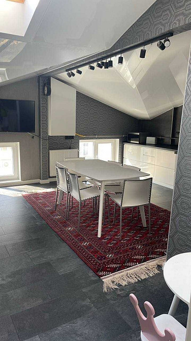 Продаж 3-кімнатної квартири в центрі (вул. Бельведерська) Івано-Франківськ - зображення 2