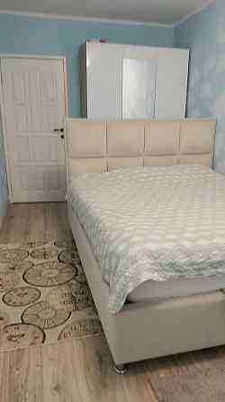 Продам 2 комнатную с увеличенной кухней, недалеко от метро Харьков