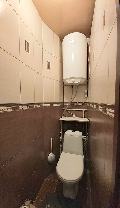 Продам 2 комнатную с увеличенной кухней, недалеко от метро Харьков - изображение 8