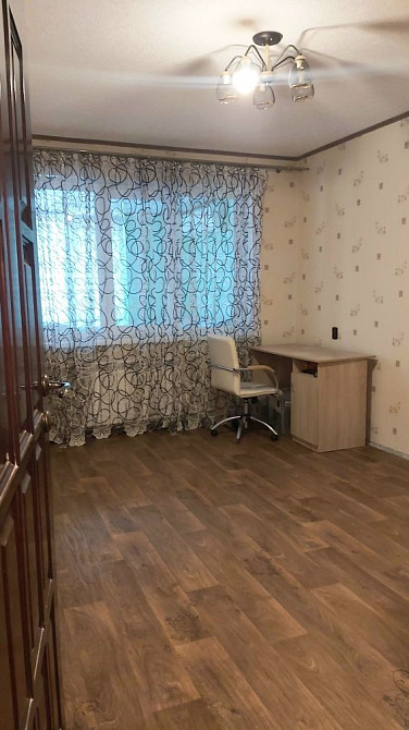 Продам 2 комнатную с увеличенной кухней, недалеко от метро Харьков - изображение 7