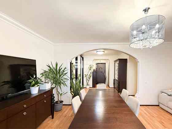 В продаже 2к квартира на Аэрокосмическом проспекте Харьков