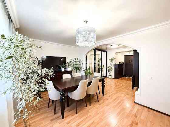 В продаже 2к квартира на Аэрокосмическом проспекте Харьков