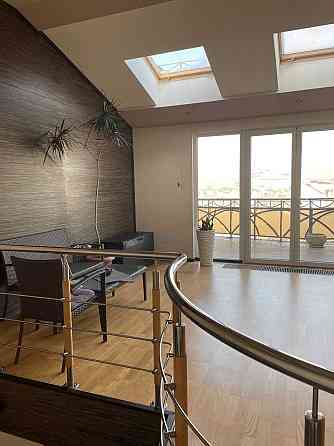 Продам дворівневу кварт. в будинку навпроти входу в парк ім.Шевченка. Ивано-Франковск