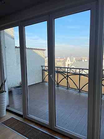 Продам дворівневу кварт. в будинку навпроти входу в парк ім.Шевченка. Ивано-Франковск