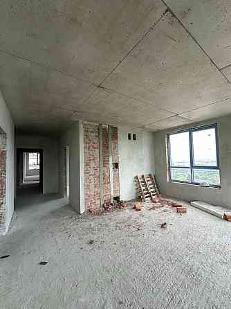 Продаж 2-кім. квартири з терасою ЖК Шелест вул Студинського Нова Оселя Львов