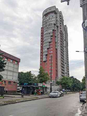 Продаж видової квартири в двох рівнях. Вул. Петра Запорожця 26-а. Київ