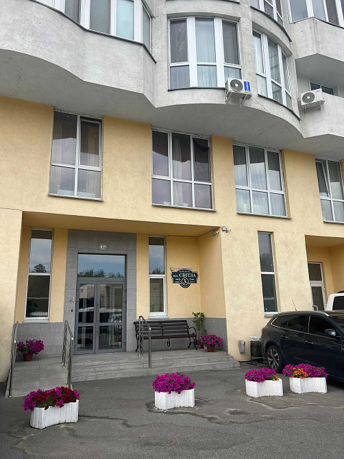 Власник Продаж 1 кімнатної квартири біля метро, Східна брама, 4 секц Київ - зображення 1