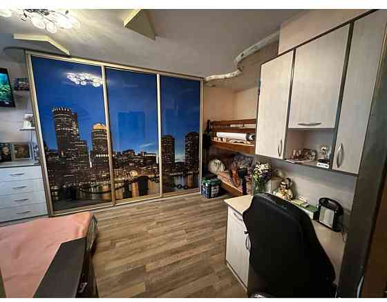 Продам без КОМІСІЇ  власну квартиру + гараж Бровары