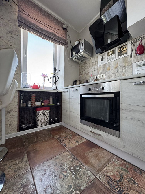 Продаж 1 кімнатної квартири Новомиколаївка Кропивницький - зображення 2