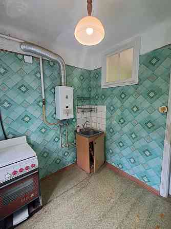 Продаж 2 кімнатної поруч з метро Святошино,вул.Івана Крамського 4 Київ