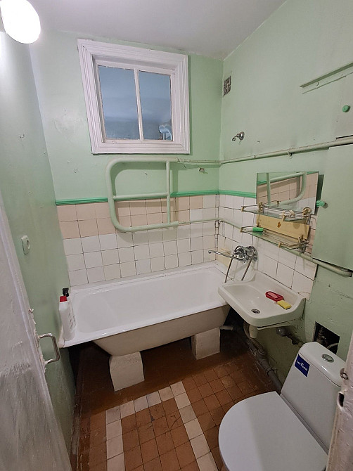 Продаж 2 кімнатної поруч з метро Святошино,вул.Івана Крамського 4 Київ - зображення 4