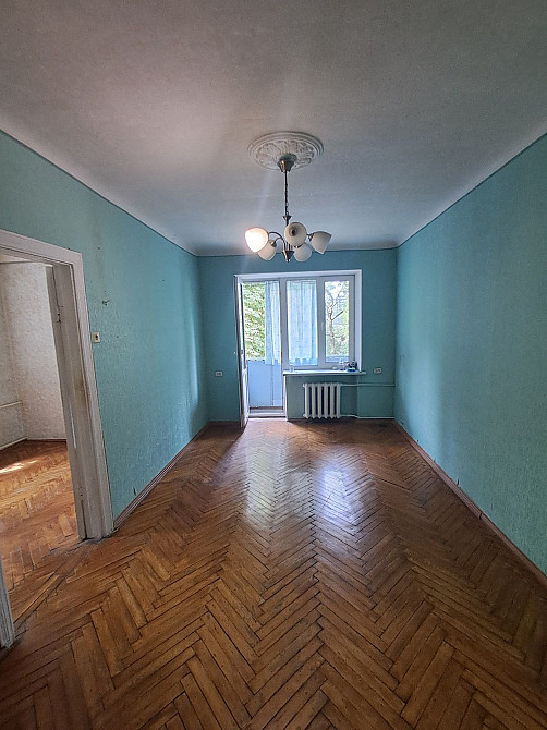 Продаж 2 кімнатної поруч з метро Святошино,вул.Івана Крамського 4 Київ - зображення 1