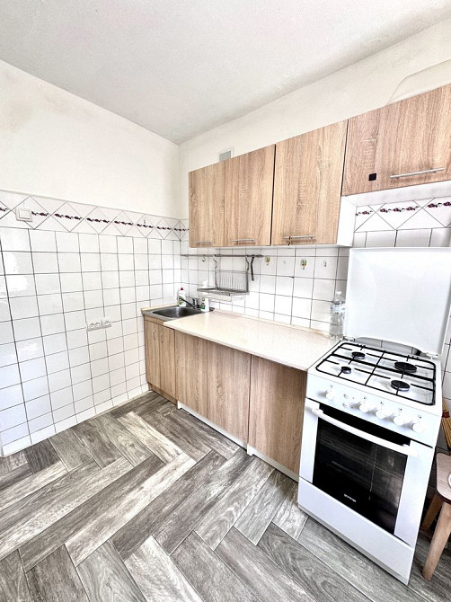 1-кімнатна. 3-тій поверх. Газ. метро Житомирська/Святошино 5хв пішки. Киев - изображение 2