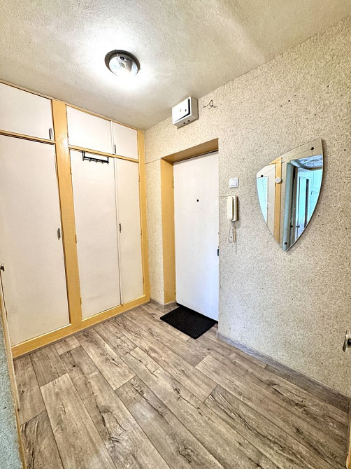 1-кімнатна. 3-тій поверх. Газ. метро Житомирська/Святошино 5хв пішки. Киев - изображение 8