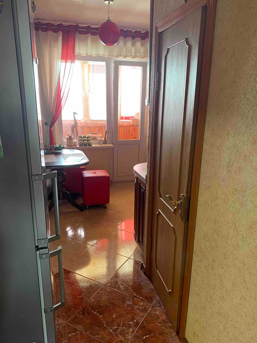 Деснянський Троєщина Бальзака 18 ремонт меблі техника 9 поверх чудова Київ - зображення 5