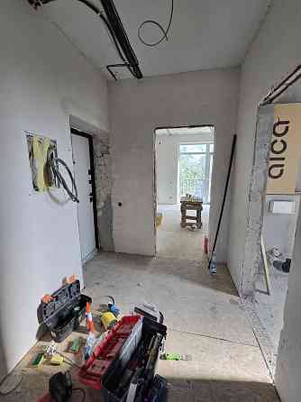 Продам квартиру з ремонтом 50% в центрі  міста Коломия