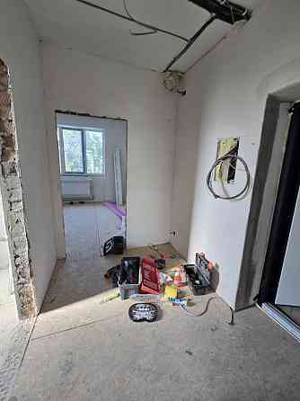 Продам квартиру з ремонтом 50% в центрі  міста Коломия