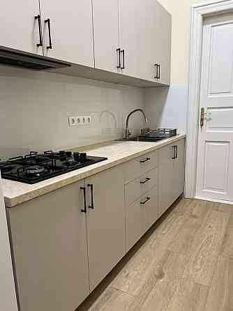 Продаж 2 к квартири по вул. Корзо . Історичний Центр Ужгород