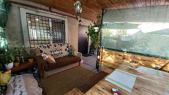 ПРОДАМ 2-кімнатну квартиру на землі в самому центрі м.Самар.

Площа кв Самары