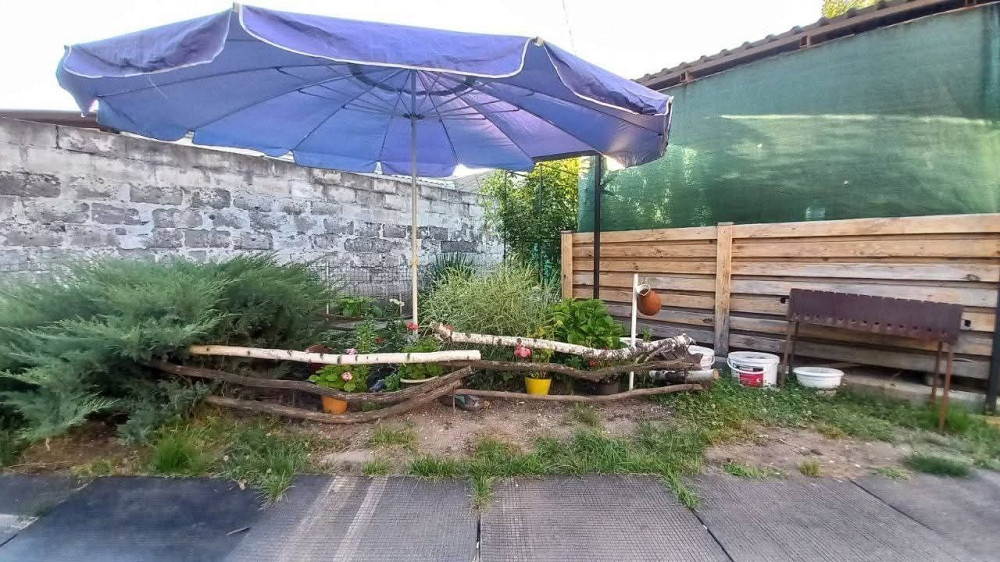 ПРОДАМ 2-кімнатну квартиру на землі в самому центрі м.Самар.

Площа кв Самари - зображення 5