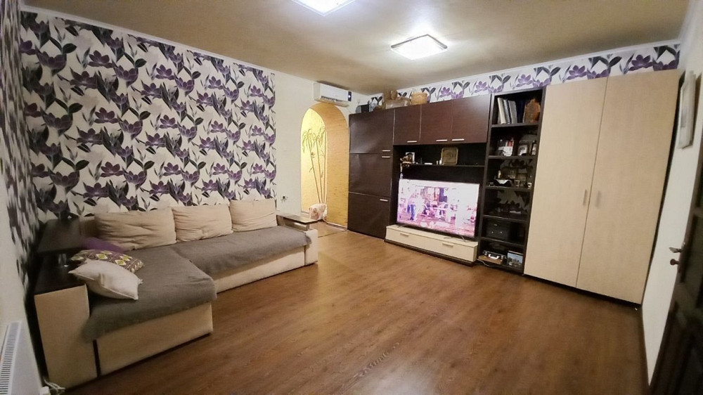 ПРОДАМ 2-кімнатну квартиру на землі в самому центрі м.Самар.

Площа кв Самари - зображення 6