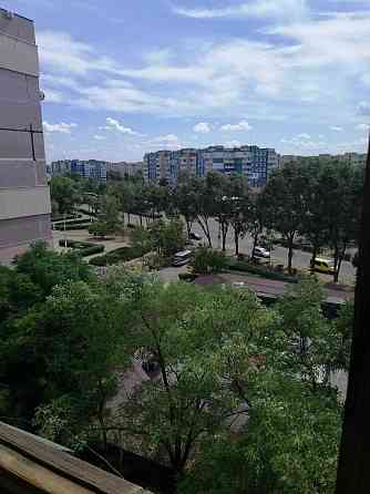 Продам 2-х ком. Каменское, левый берег, 11 мкр. Кам`янське (Запорізька обл.)