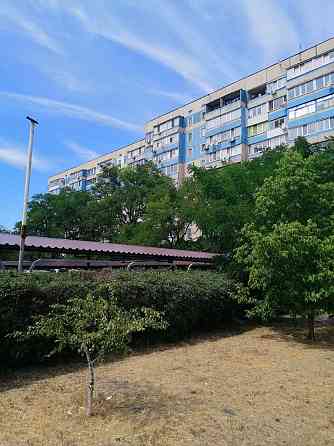 Продам 2-х ком. Каменское, левый берег, 11 мкр. Кам`янське (Запорізька обл.)