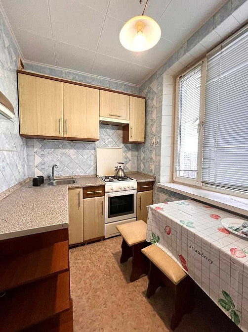 Продаж однокімнатна, гарний стан,  метро  Оболонь , Мінська 10 хв Київ - зображення 6