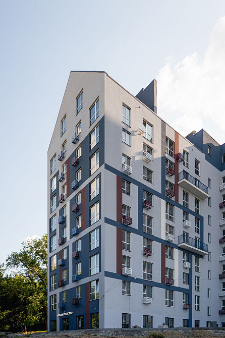 Любима 2-кімнатна, ще й 758$/м кв! Квартира остання, як місяць літа! Ровно - изображение 1