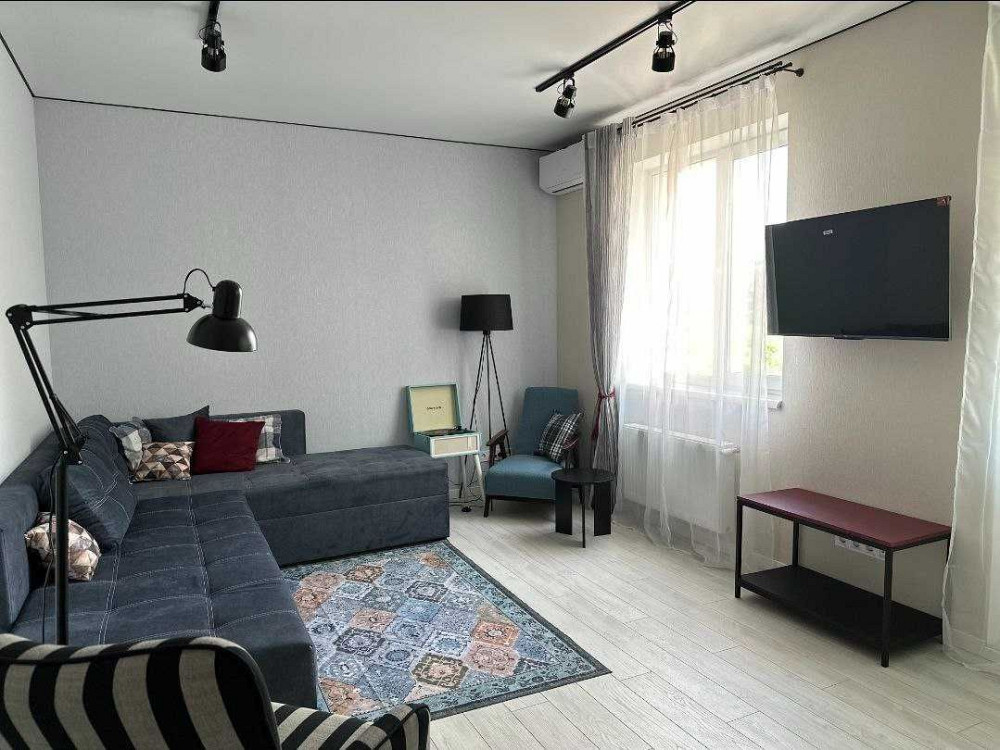 Продам 2-кімнатну квартиру в центрі Ірпеня,Новий дизайнерський ремонт Ирпень - изображение 3