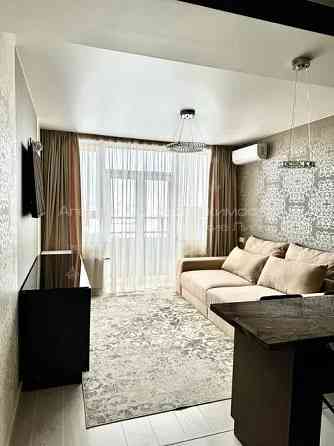 Стильна квартира,панорамний вид, центр Києва Victory V Берестейский 5в Київ