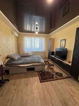 Продам 1 ком. Каменское, левый берег, 11 мкр. Кам`янське (Запорізька обл.)