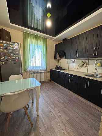 Продам 1 ком. Каменское, левый берег, 11 мкр. Кам`янське (Запорізька обл.)