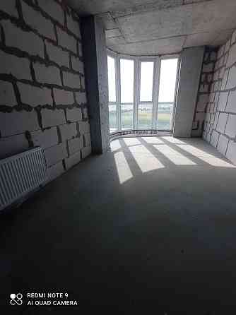 Продам двухкомнатную "Цветной Бульвар" Чорноморськ