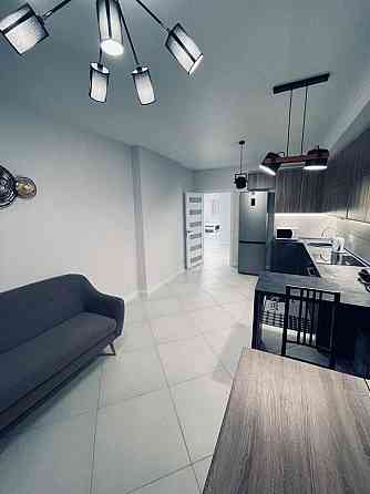 Сдам 2 ком квартиру ЖК 4 Сезона Васильковская Голосеевская Киев