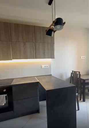 Сдам 2 ком квартиру ЖК 4 Сезона Васильковская Голосеевская Киев