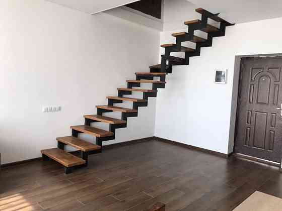 Аренда Двухуровневой кв ЖК Люксембург от СК Стикон ул.Средняя  Код1065 Одеса