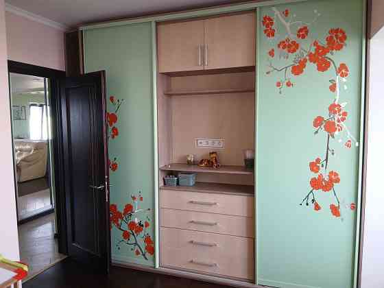 Оренда 3х кімнатної квартири студії біля метро "Героїв Дніпра".Видова. Киев