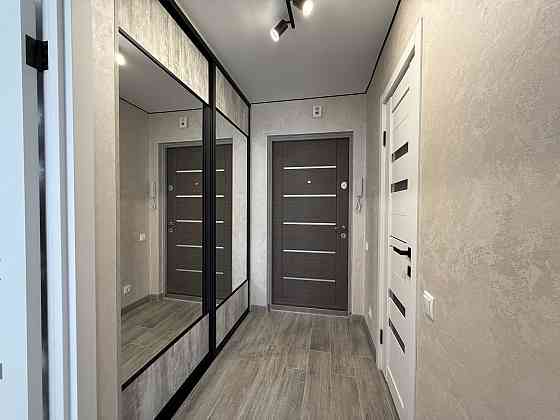 Стильна та НОВА 1/х квартира Бам Тернополь