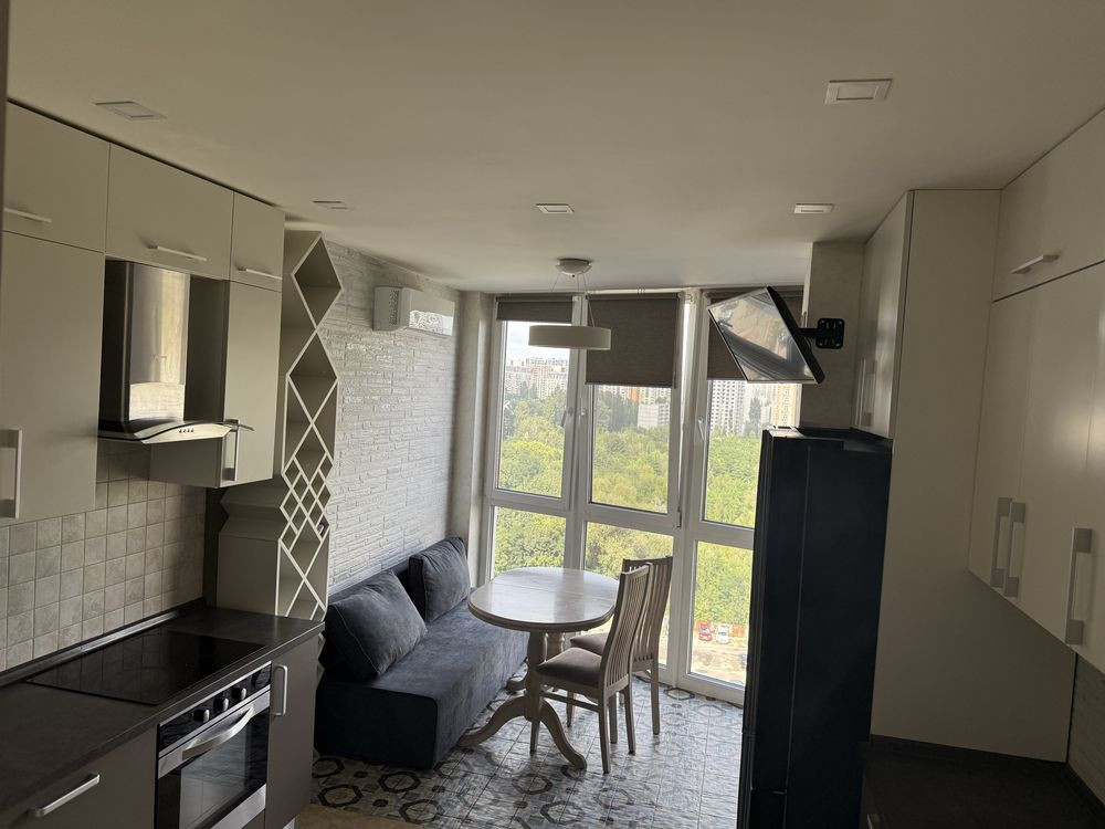 Оренда 3х кімнатної на Касіяна 2/1  (Голосіївський район) Киев - изображение 1