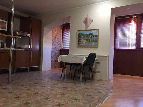 1к пр.Яворницкого 45, Центр Днепр