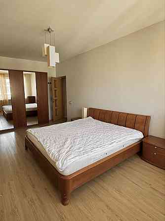 3-кімн. квартира без комісії, Печерськ, центр, бул.Лесі Украінки 21а Киев